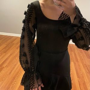 Detailed long sleeve black blouse